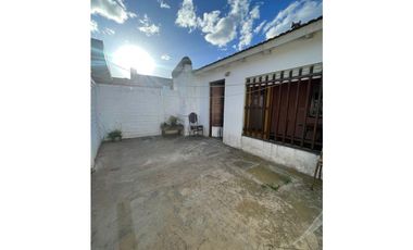 FINANCIADO Chalet mas departamento, Santa Elena