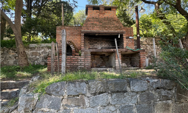 Larrea 153 - Casona De Época Con Pileta 2900m2 - Río Ceballos