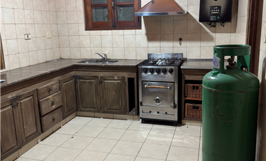 Larrea 153 - Casona De Época Con Pileta 2900m2 - Río Ceballos