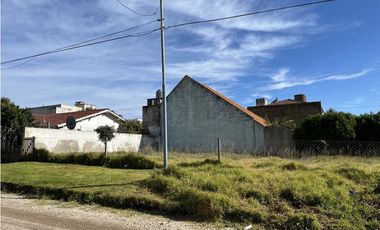 Lote en esquina en Punta Mogotes proyecto inmobiliario