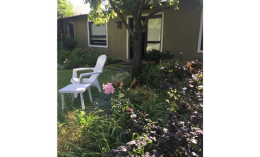 Arguello casa con pileta y gran salón de usos múltiples - Zona Norte