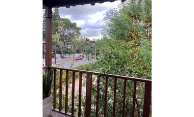 Hindu Club 3 amb con Balcon