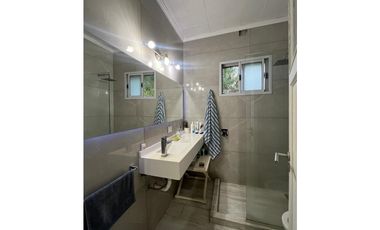 Hindu Club 3 amb con Balcon