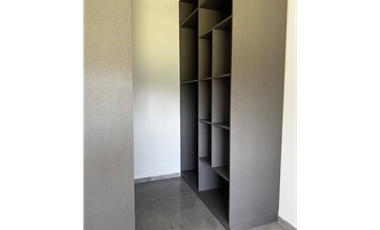EXCELENTE CASA A LA VENTA EN EL NACIONAL