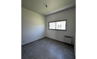 EXCELENTE CASA A LA VENTA EN EL NACIONAL