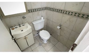 Venta | Importante inmueble sobre esquina.