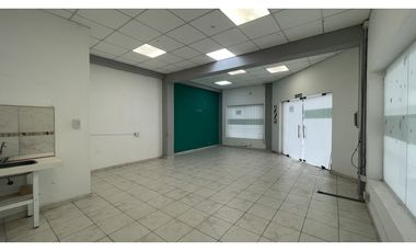 Venta | Importante inmueble sobre esquina.
