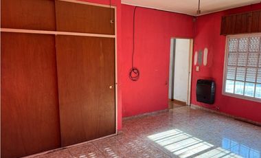 OPORTUNIDAD!! DOS VIVIENDAS. ESCRITURA INMEDIATA