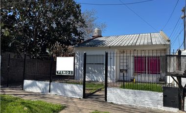 OPORTUNIDAD!! DOS VIVIENDAS. ESCRITURA INMEDIATA