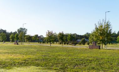 Las Tinajas Barrio Parque lotes de 900 m2