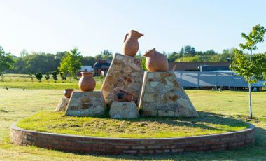 Las Tinajas Barrio Parque Lotes de 900 m2