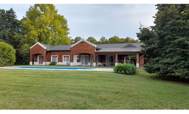 Chacras de Open Door casa en venta lote 4000