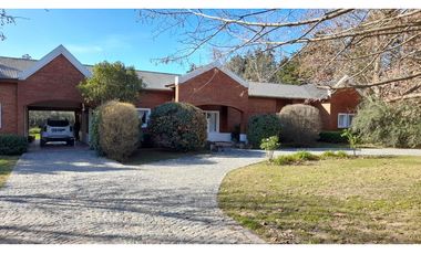 Chacras de Open Door casa en venta lote 4000