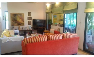 Chacras de Open Door casa en venta lote 4600