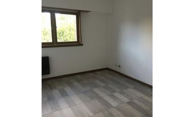 Departamento de 3 ambientes en zona macrocentro