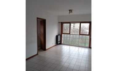 Departamento de 3 ambientes en zona macrocentro
