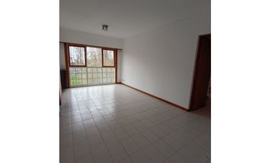 Departamento de 3 ambientes en zona macrocentro