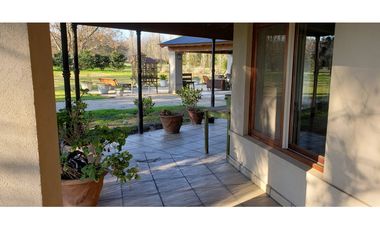 Chacras de Open Door casa en venta lote 3200 m2