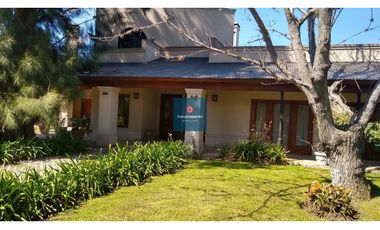Chacras de Open Door casa en venta lote 3200 m2