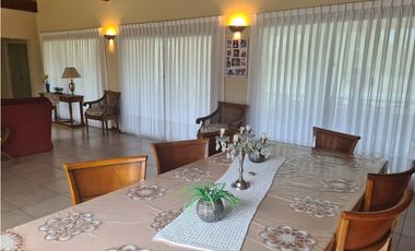 Chacras de Open Door casa en venta lote 3250 m2