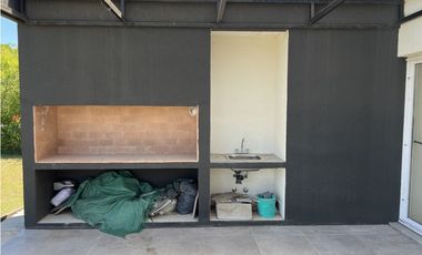 CASA 4 AMB PILAR DEL ESTE SANTA ELENA