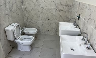 CASA 4 AMB PILAR DEL ESTE SANTA ELENA