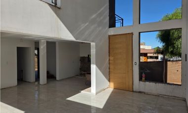 Casa en venta en Barrio Privado Lomas de Russell - Maipú