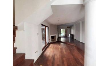 Venta Casa Centro de Corrientes