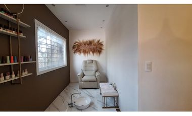 Venta | Conjunto de oficinas sobre esquina.