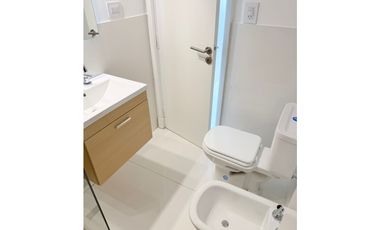 MONOAMBIENTE RECICLADO A NUEVO – CON BALCÓN FRANCÉS RIVADAVIA 2700