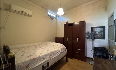 Venta Casa Centrica Rivadavia 1370