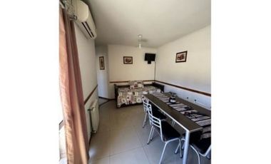 DEPTO 1 DOM. COCH. PISCINA. Amoblado. céntrico