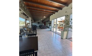 DEPTO 1 DOM. COCH. PISCINA. Amoblado. céntrico