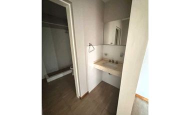 Departamento en venta de 2 Dormitorios Irigoyen 2040
