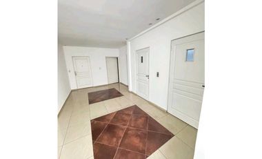 Departamento en venta de 2 Dormitorios Irigoyen 2040