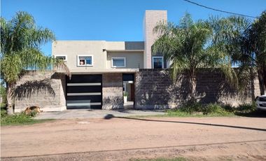 Venta Casa 5 Dormitorios  Dirección: Olivos 4470 Corrientes