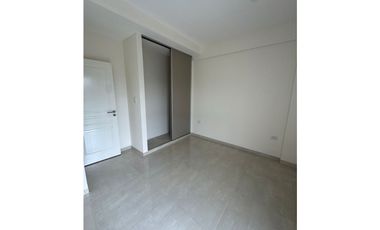 Venta depto 2 dormitorios con cochera .