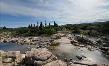 ¡Importante Chacra en Panaholma-Morteritos con bajada al Río!