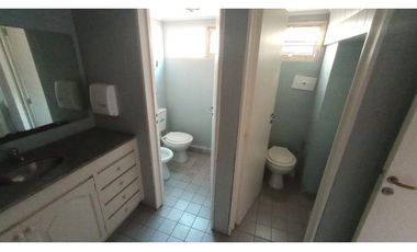OFICINA 140 M² - PLANTA LIBRE - 2 PRIVADOS - SALA DE REUNIONES