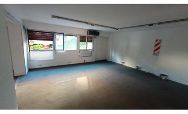 OFICINA 140 M² - PLANTA LIBRE - 2 PRIVADOS - SALA DE REUNIONES