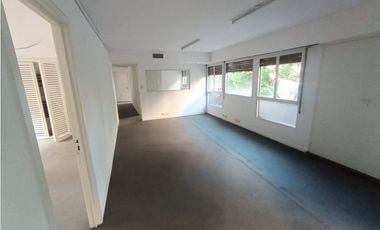 OFICINA 140 M² - PLANTA LIBRE - 2 PRIVADOS - SALA DE REUNIONES