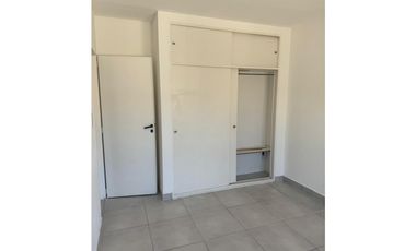 HERMOSO DUPLEX EN ALQUILER. ITUZAINGO NORTE. a 50 mts. Belgrano