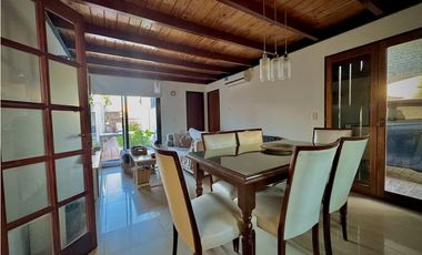 Venta Hermoso chalet en zona Polideportivo
