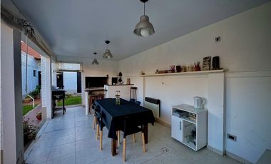 Venta Hermoso chalet en zona Polideportivo