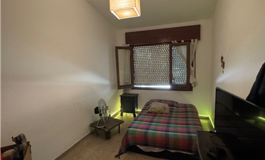 Casa en Venta de Tres Dorm. + Local Sobre Av San Martín - Río Ceballos
