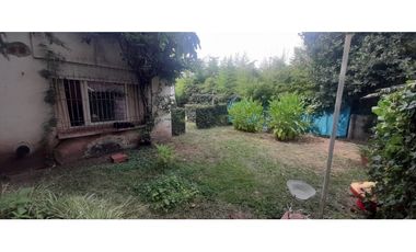 Excelente vivienda c/local. VENTA. Ituzaingo Norte a 50 mts. Av. Ratti