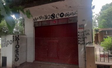 Excelente vivienda c/local. VENTA. Ituzaingo Norte a 50 mts. Av. Ratti