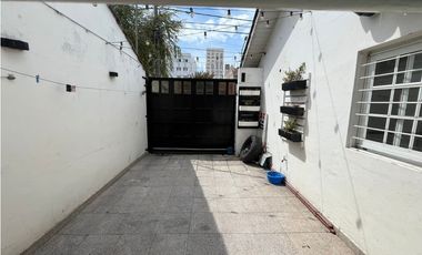 Chalet 4 ambientes 200m2