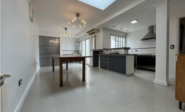 Chalet 4 ambientes 200m2