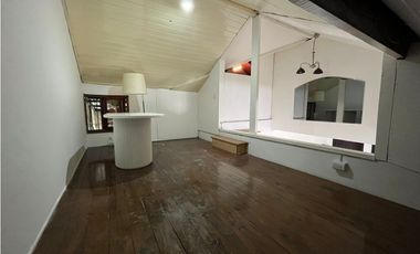 Chalet 4 ambientes 200m2